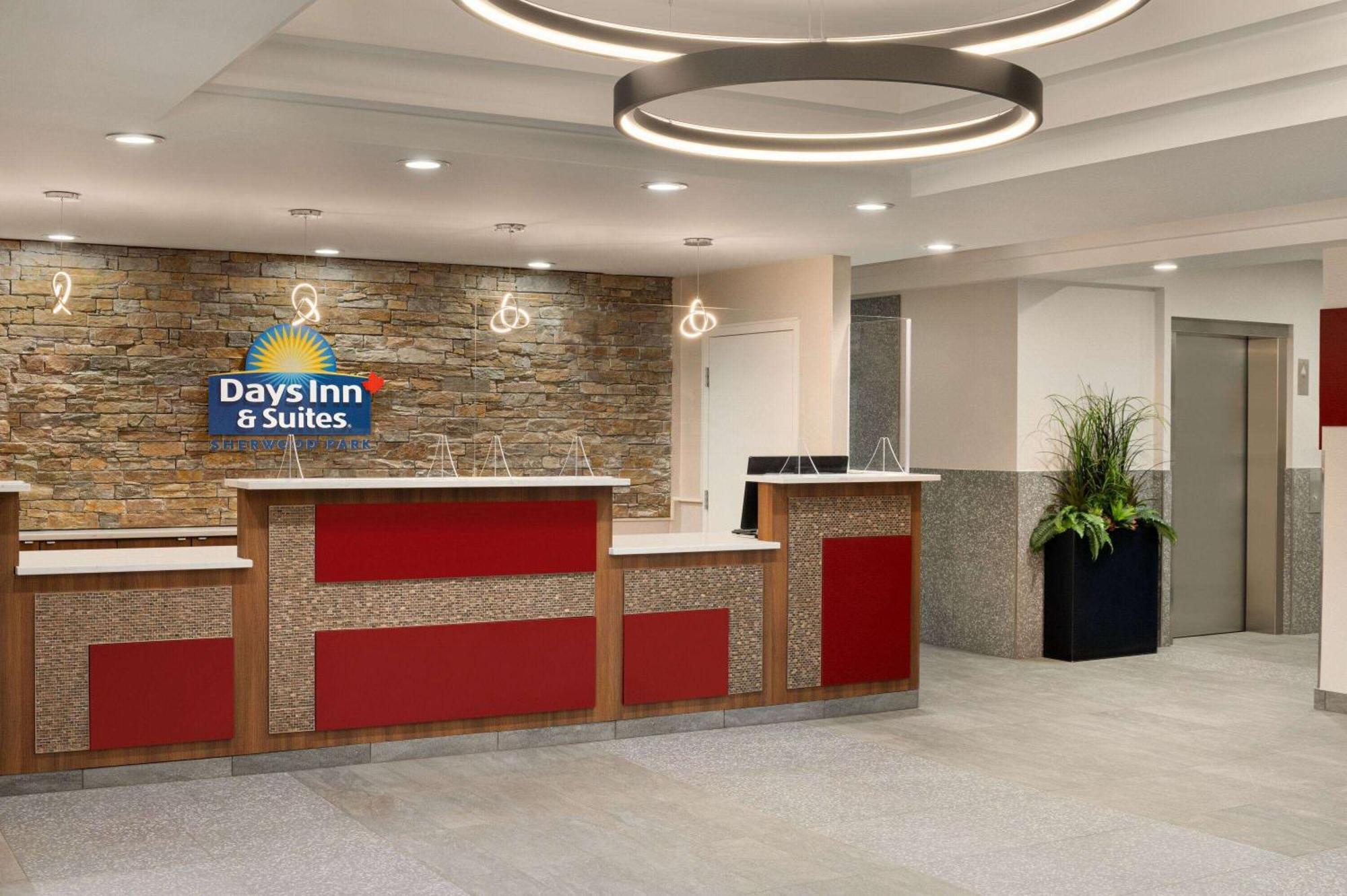 Days Inn & Suites By Wyndham Sherwood Park Edmonton Eksteriør billede
